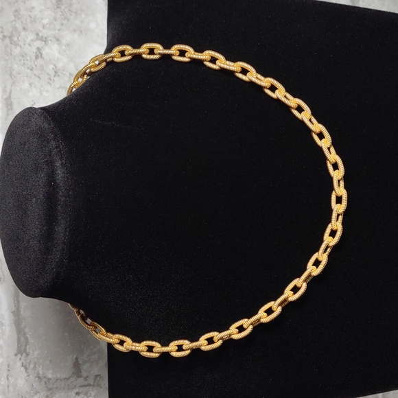 Jay Strongwater Jeanne 18k Gold Plated Toggle Necklace - Picture 4 of 8